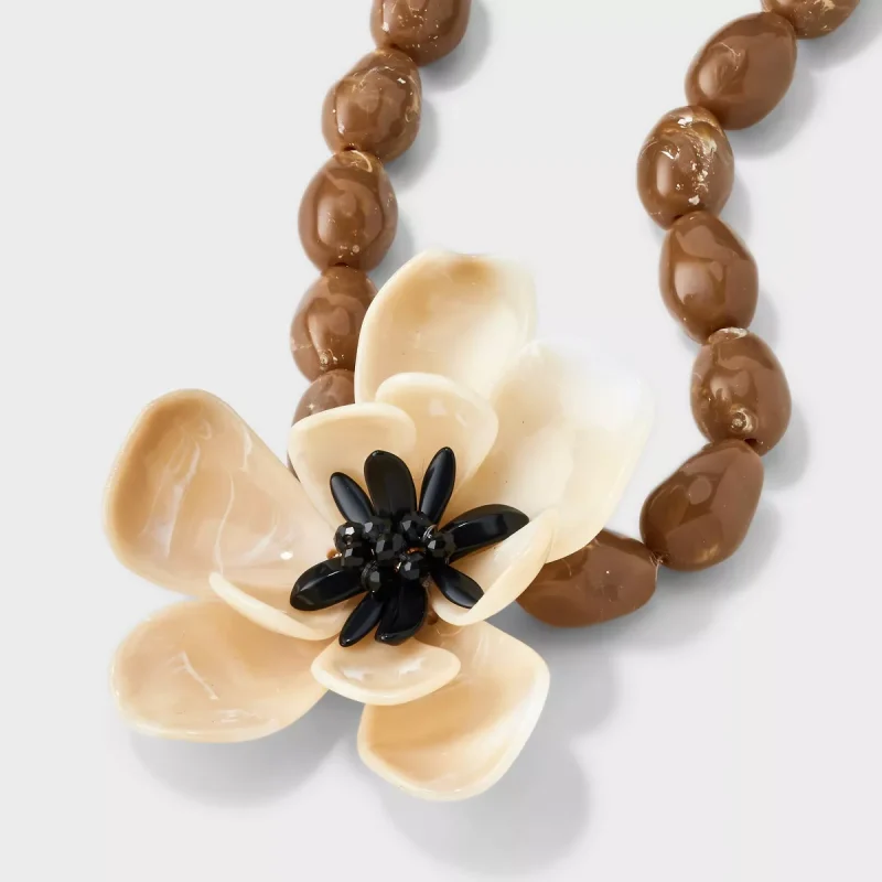 Beaded Flower Necklace